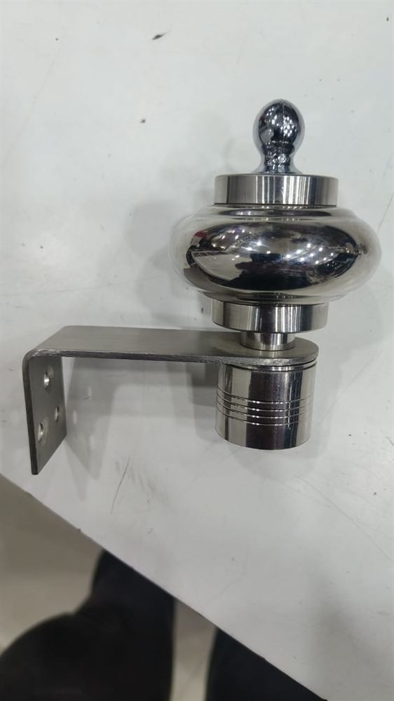 Chrome Curtain Rod Bracket with Spherical Finial